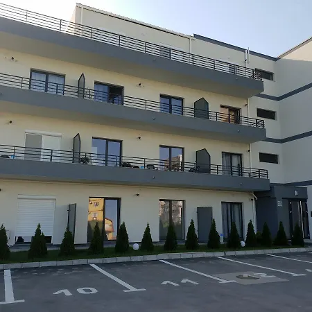 Raul Penthouse Appartamento Năvodari